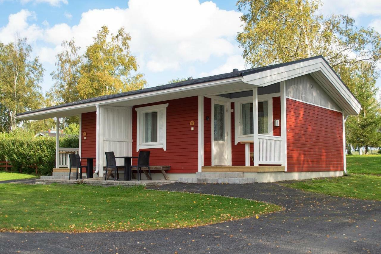 Tastulan Lomakylae Hotel Kaustinen Exterior photo